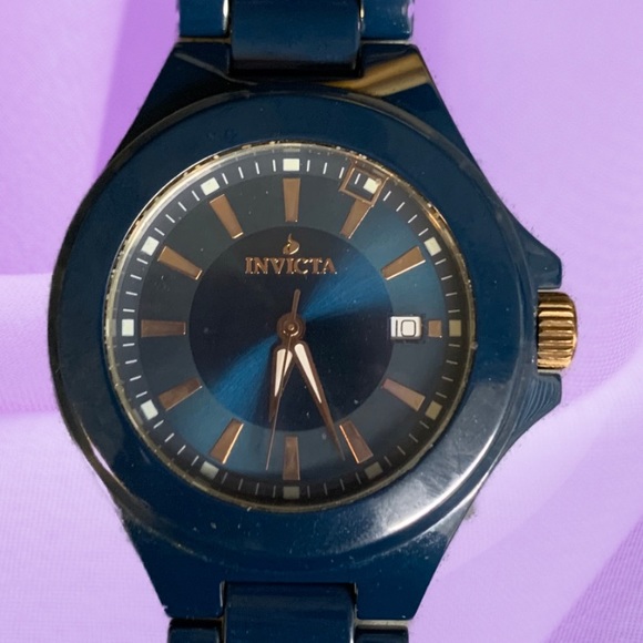 Sapphire Elegance: The Invitica Blue Ceramic Timepiece - Picture 2 of 2